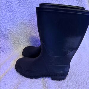 Black Rubber Boots